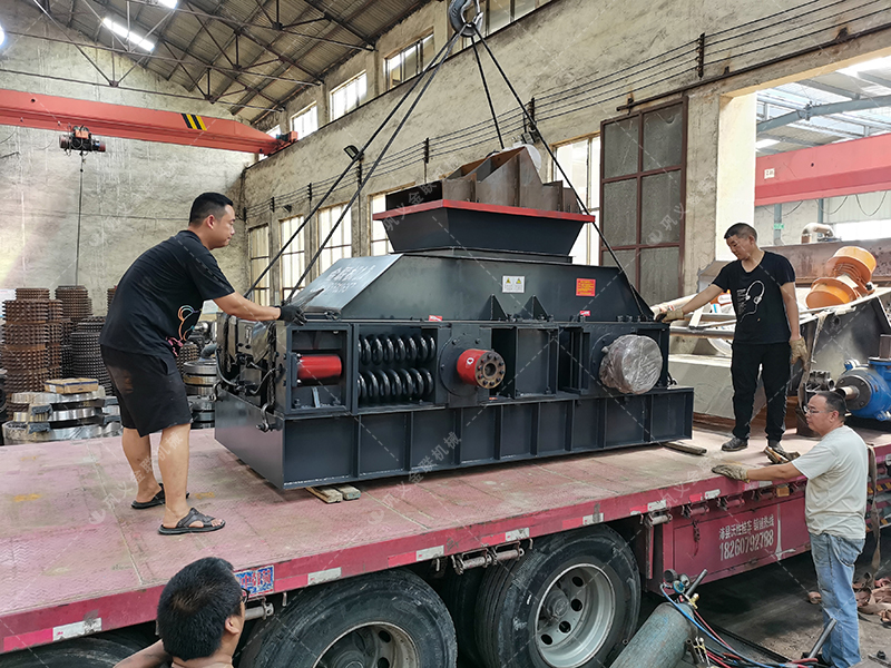 什么礦石制砂好？選對輥制砂機(jī)破碎怎么樣？